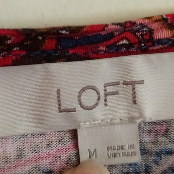*5 for $20* LOFT paisley top - Picture 3 of 4